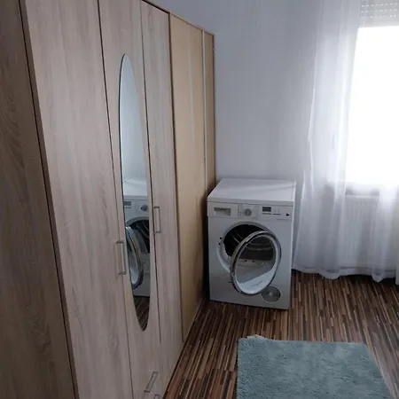 3 Ferien & Monteurwohnung 1 Etage